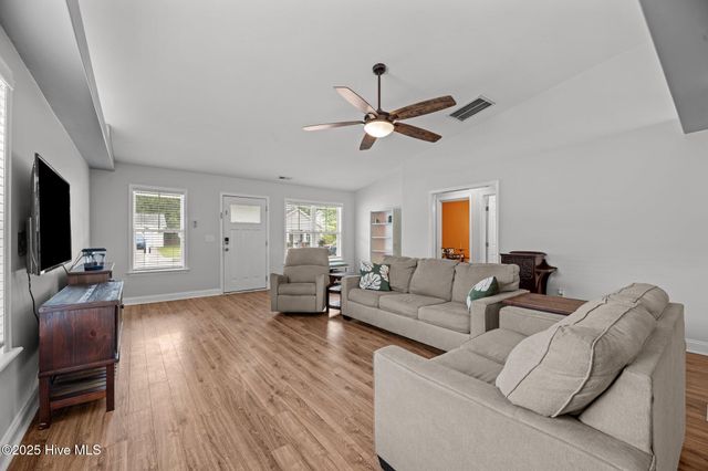 219 Bandon Drive, New Bern, NC 28562