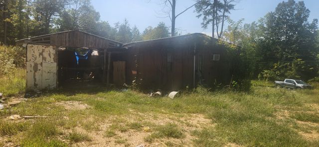 7024 Taylor Creek Loop, Nunnelly, TN 37137