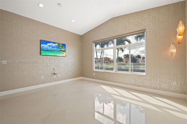 15962 SW 62nd St, Miami, FL 33193