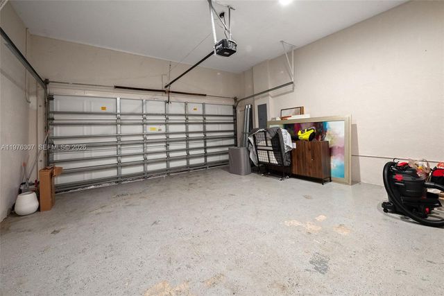 15962 SW 62nd St, Miami, FL 33193