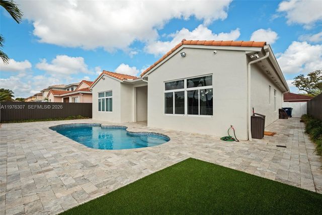 15962 SW 62nd St, Miami, FL 33193