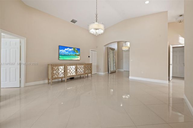 15962 SW 62nd St, Miami, FL 33193