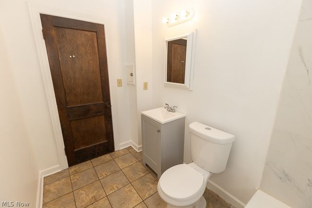 14221 Glenside Road, Cleveland, OH 44110