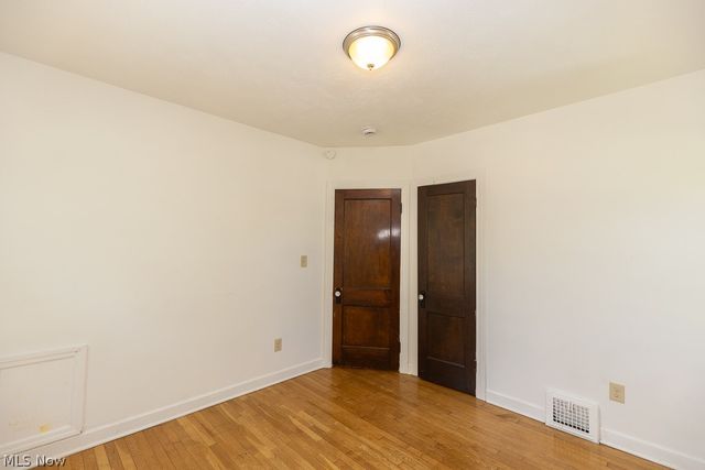 14221 Glenside Road, Cleveland, OH 44110