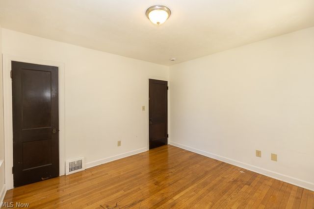 14221 Glenside Road, Cleveland, OH 44110
