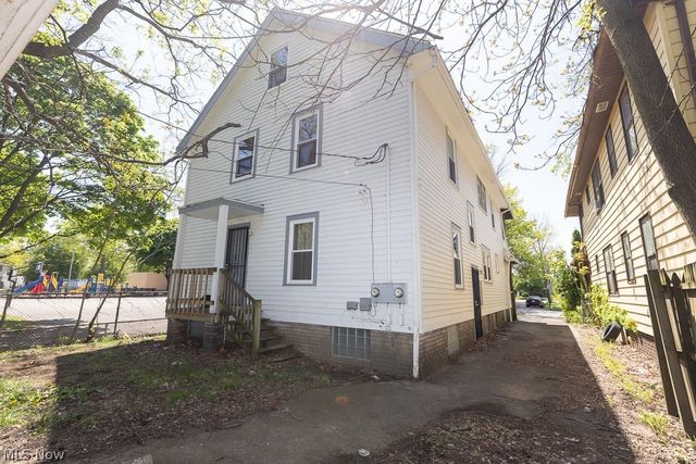 14221 Glenside Road, Cleveland, OH 44110