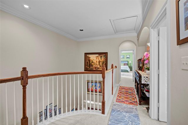 44 Versante Court, Houston, TX 77070