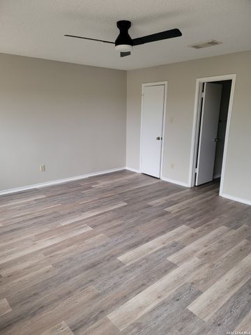 6551 Beech Trail, Converse, TX 78109