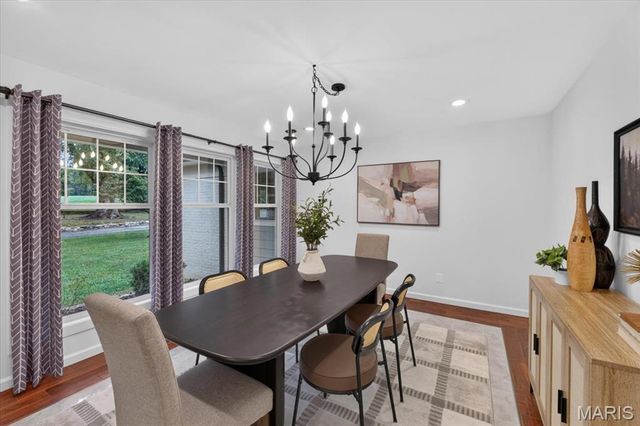 1821 Topping Road, St Louis, MO 63131