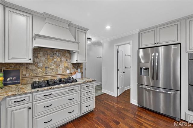1821 Topping Road, St Louis, MO 63131