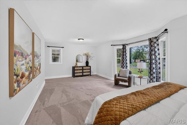 1821 Topping Road, St Louis, MO 63131