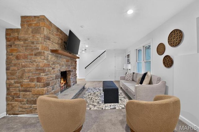 1821 Topping Road, St Louis, MO 63131