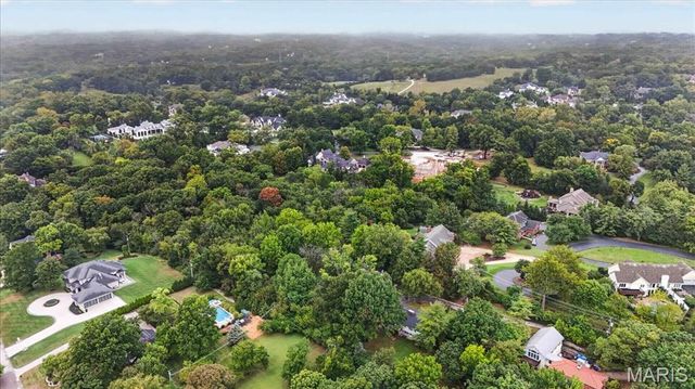 1821 Topping Road, St Louis, MO 63131