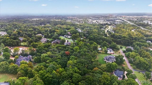 1821 Topping Road, St Louis, MO 63131
