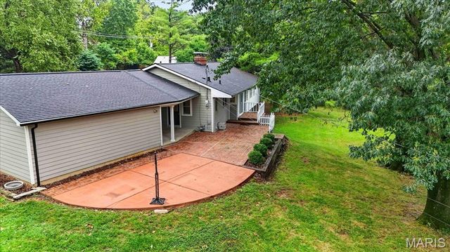 1821 Topping Road, St Louis, MO 63131