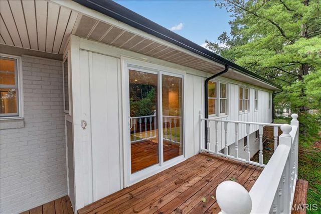 1821 Topping Road, St Louis, MO 63131