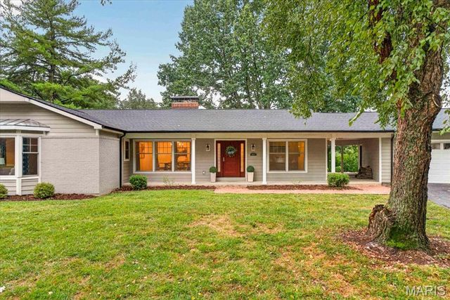 1821 Topping Road, St Louis, MO 63131