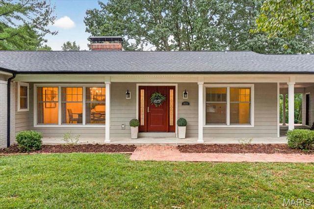 1821 Topping Road, St Louis, MO 63131
