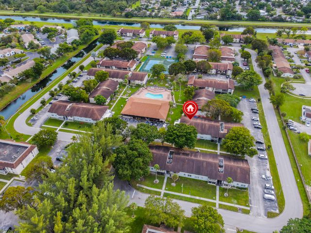 345 W Laurel Drive 2m, Margate, FL 33063