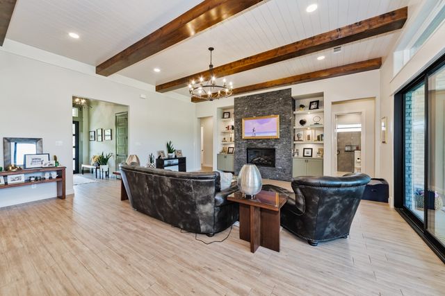 171 Rio Rancho Drive, Decatur, TX 76234