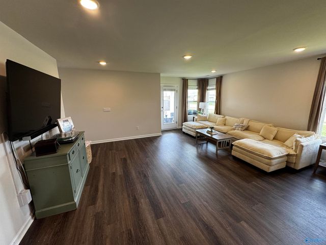 403 Jackson Point Circle, Huntsville, AL 35811