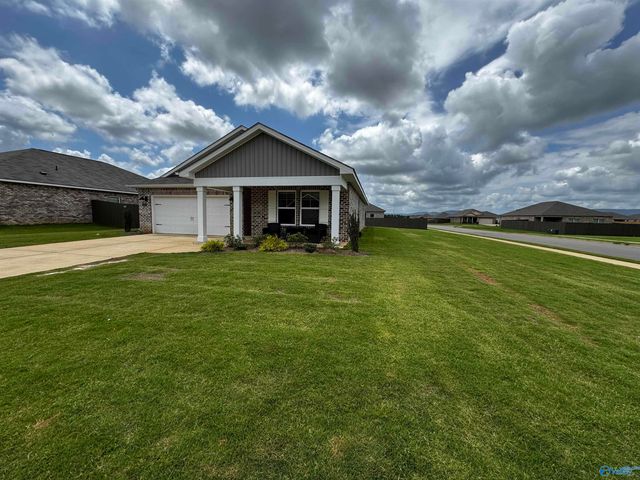 403 Jackson Point Circle, Huntsville, AL 35811