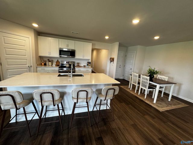 403 Jackson Point Circle, Huntsville, AL 35811