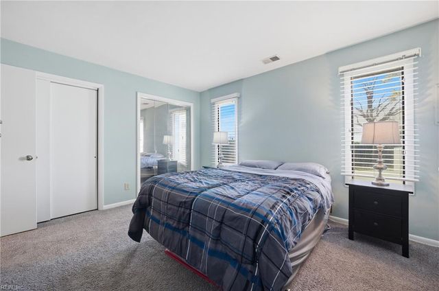 652 Pinewood DR, Virginia Beach, VA 23451