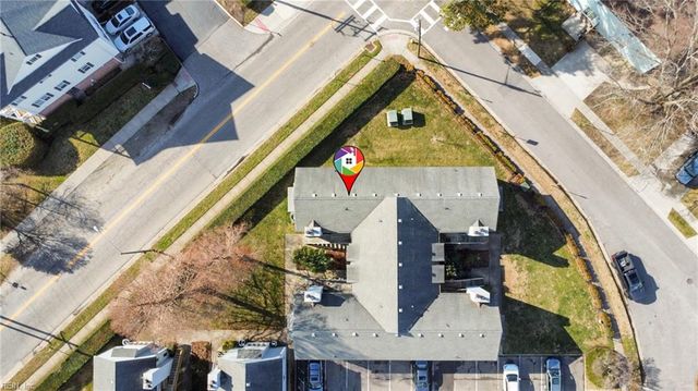 652 Pinewood DR, Virginia Beach, VA 23451