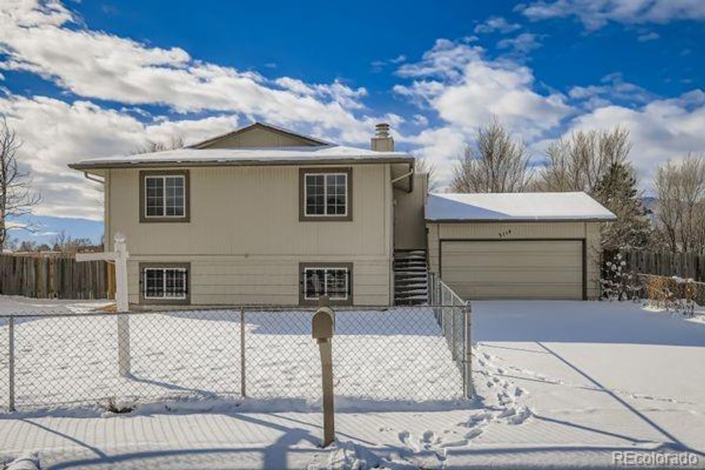 3114 Moonbeam Circle, Colorado Springs, CO 80916