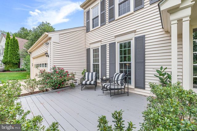 9212 WILLOW POND LN, Rockville, MD 20854