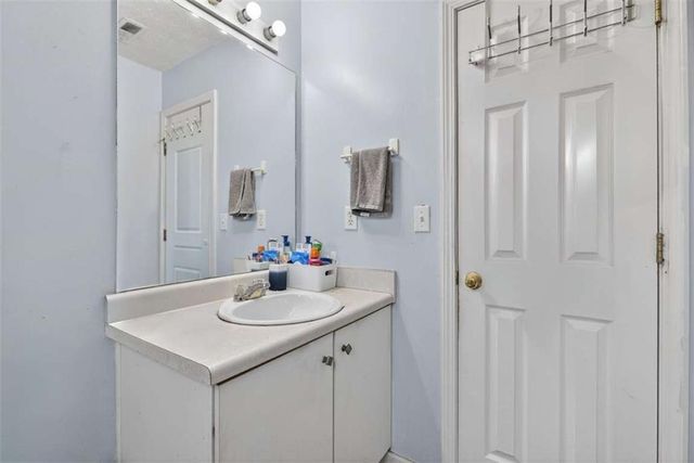 2792 Brandon Lake Drive, Snellville, GA 30039