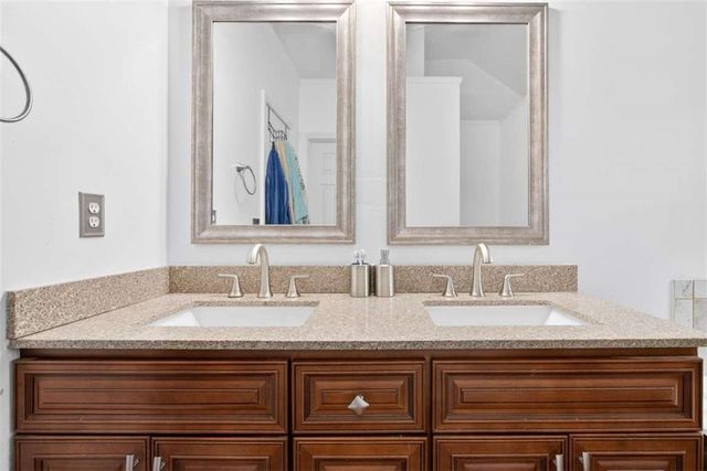 2792 Brandon Lake Drive, Snellville, GA 30039