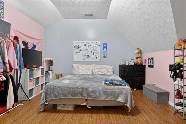 2792 Brandon Lake Drive, Snellville, GA 30039