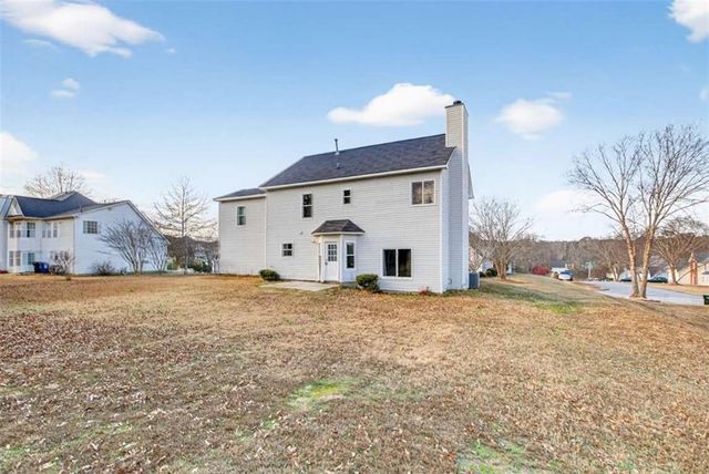 2792 Brandon Lake Drive, Snellville, GA 30039