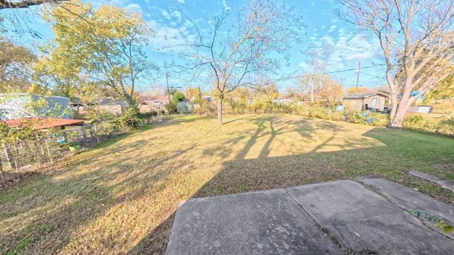 2233 Huskey Street, Garland, TX 75041