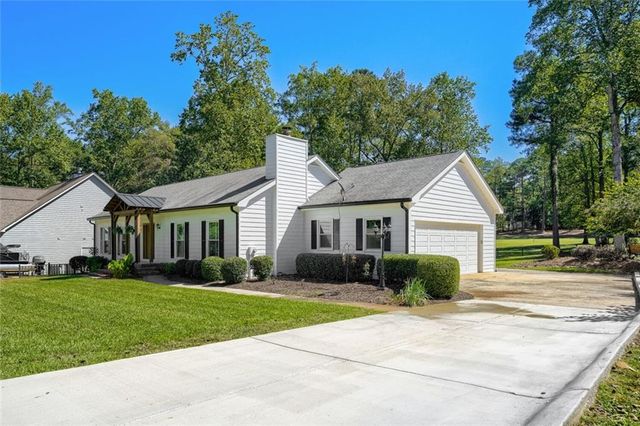 7270 Tara Drive, Villa Rica, GA 30180