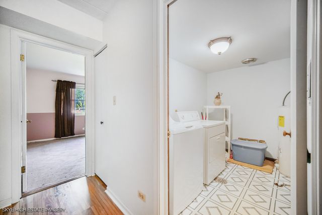 3704 215th Street 105, Matteson, IL 60443