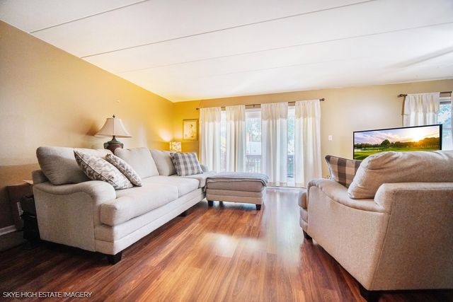 3704 215th Street 105, Matteson, IL 60443