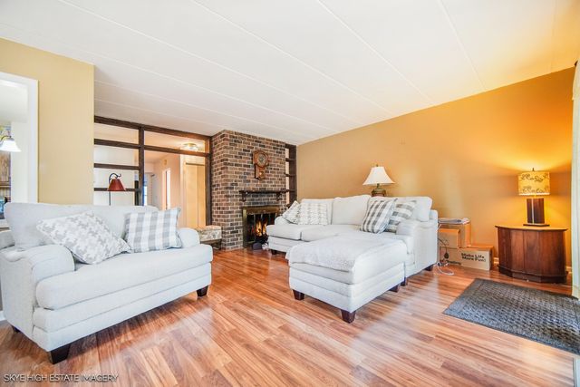 3704 215th Street 105, Matteson, IL 60443