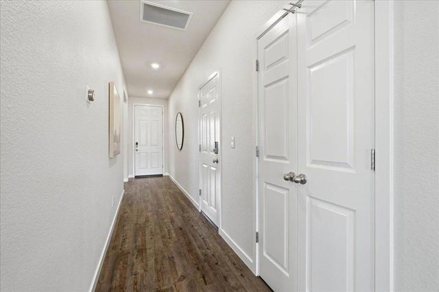 2208 Provincetown Way, Roseville, CA 95747