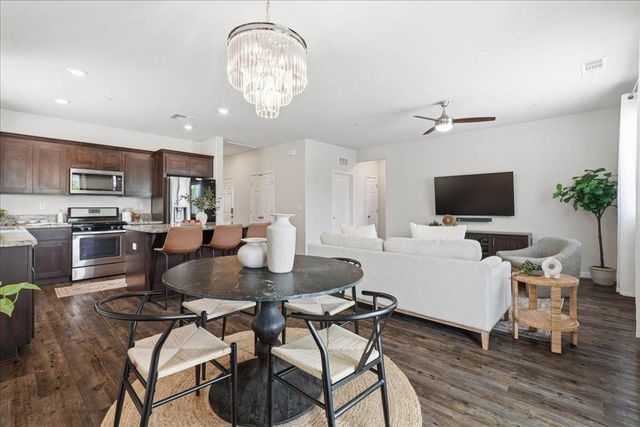 2208 Provincetown Way, Roseville, CA 95747