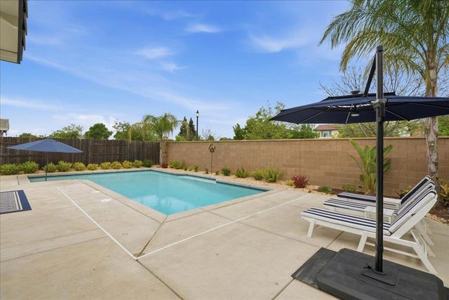 2208 Provincetown Way, Roseville, CA 95747