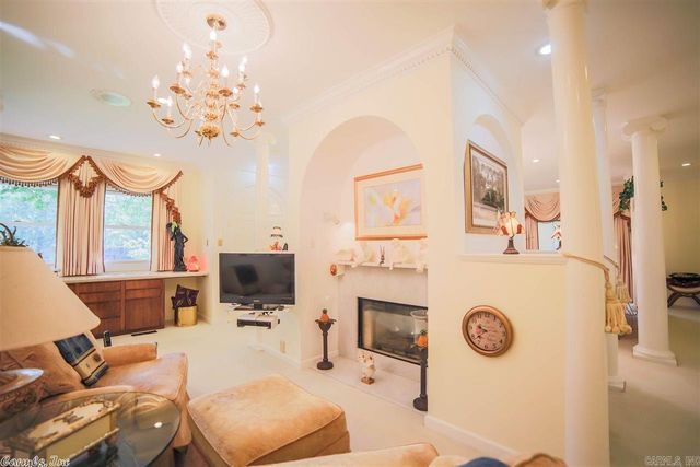 5 Edenwood Lane, North Little Rock, AR 72116