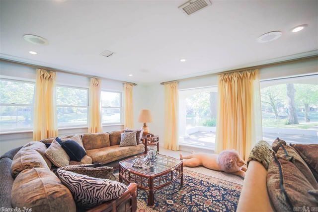 5 Edenwood Lane, North Little Rock, AR 72116