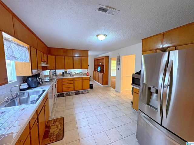 1041 NORTHWOOD DRIVE, Birmingham, AL 35217