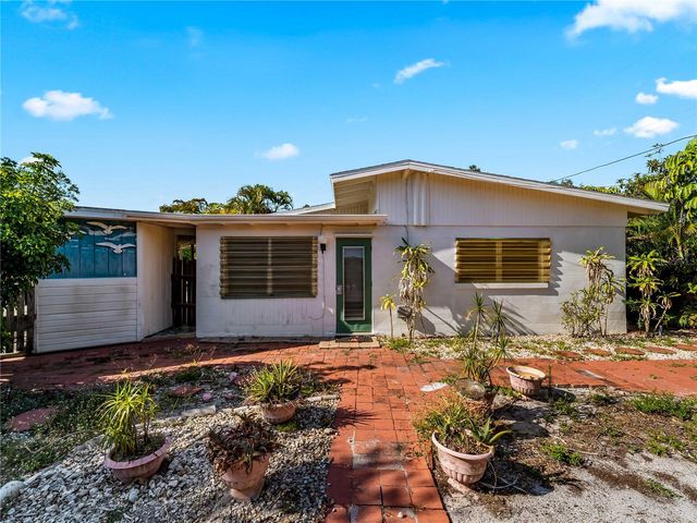 4328 GROVELAND AVENUE, Sarasota, FL 34231