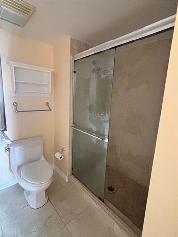 296 4th AVE S 296, Naples, FL 34102