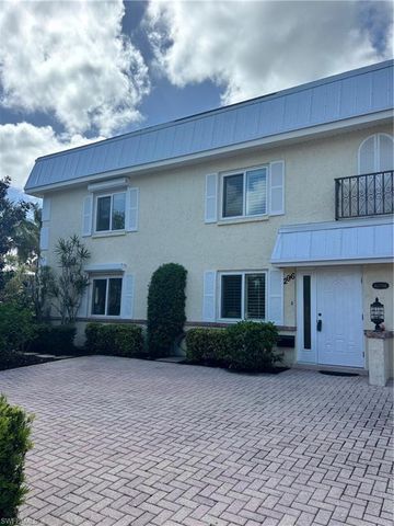 296 4th AVE S 296, Naples, FL 34102