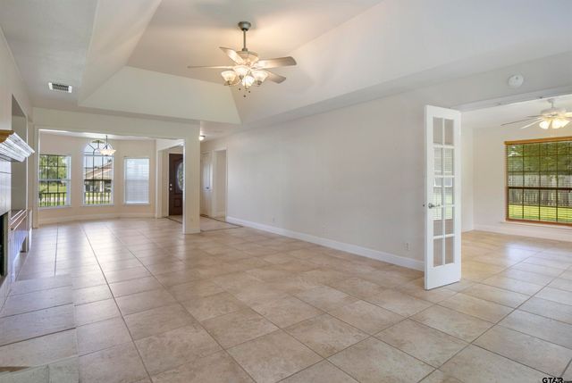 201 COUNTY ROAD 3821, Troup, TX 75789